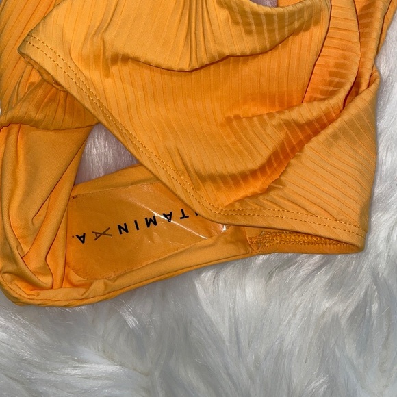 Vitamin A Leah One Piece Sz S - Picture 6 of 9